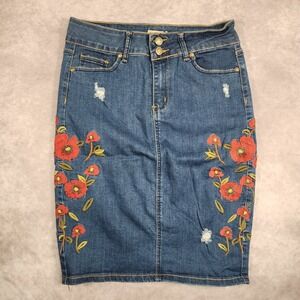 Sandpiper Womens Size 6 Floral Embroidered Distressed Denim Pencil Skirt Blue